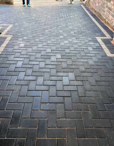 Block Paving Company Middlewich 28 Xlarge Medium