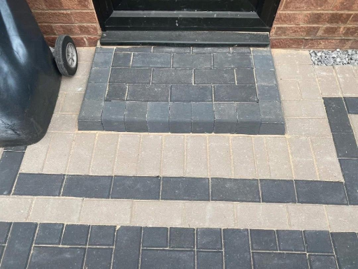 Block Paving Company Middlewich 6 Xlarge Medium