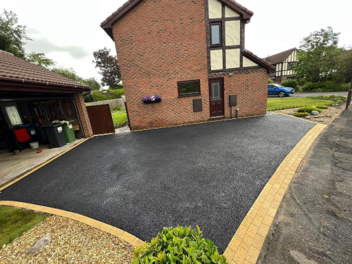 Driveway Company Middlewich 23 Xlarge Medium