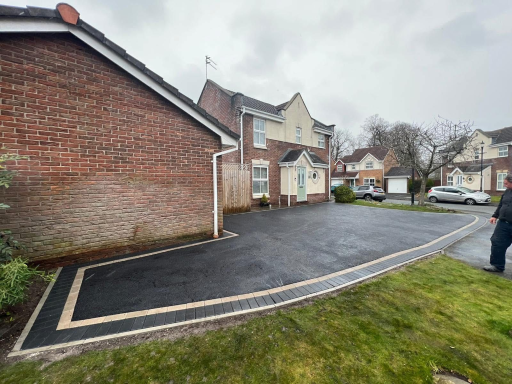 Driveway Company Middlewich 40 Xlarge Medium